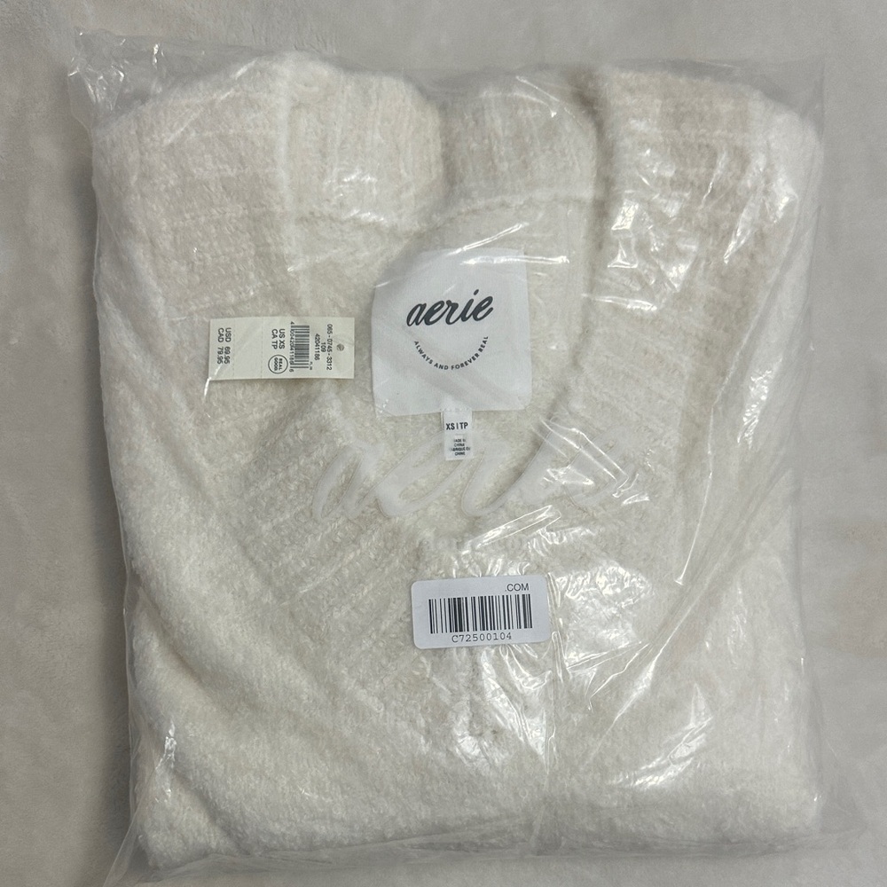 Aerie Teddy Boucle Cozy Cream Knit Sweater